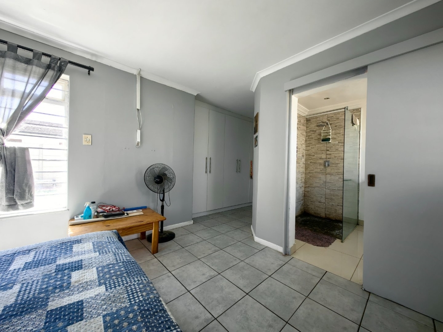 4 Bedroom Property for Sale in Richwood Western Cape